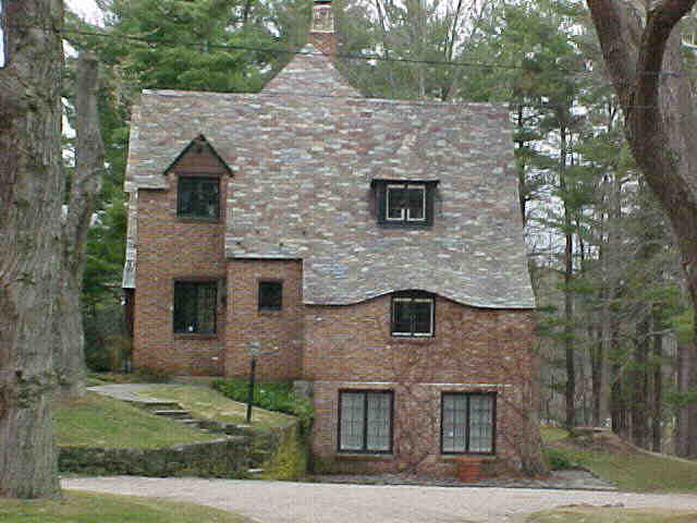 Building photograph for 348 SHARON ROAD